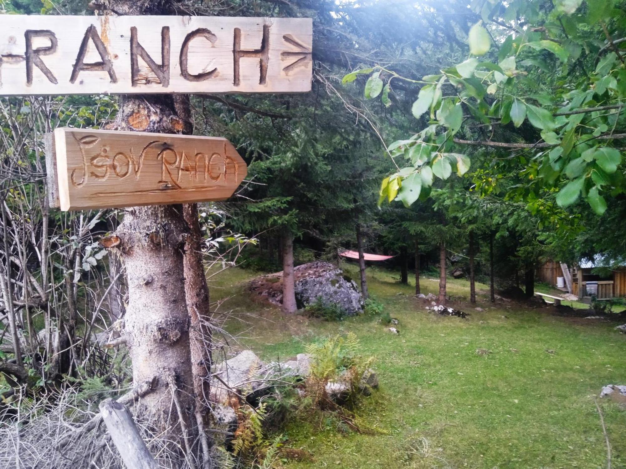 普拉夫Isov Ranch别墅 外观 照片